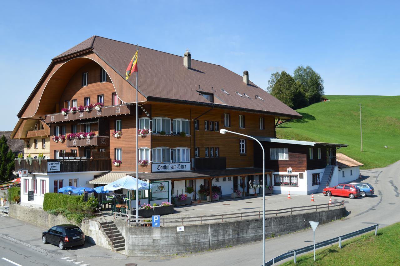 Gasthof zum Bären Grosshochstetten Exterior foto